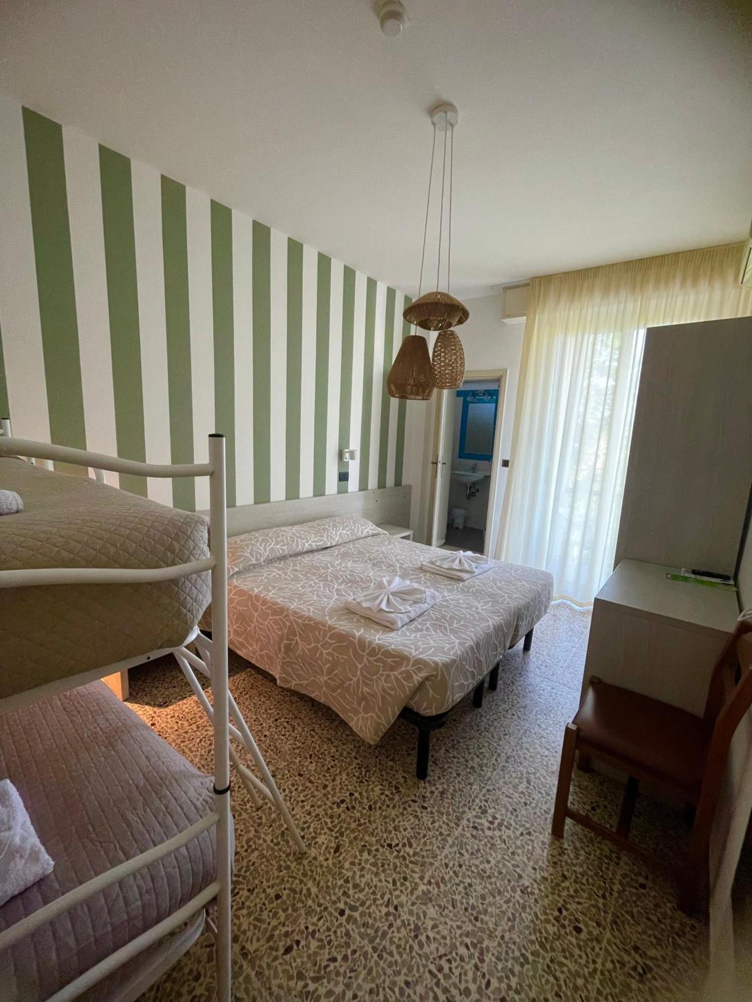 Hotel Reale Rimini Exterior photo